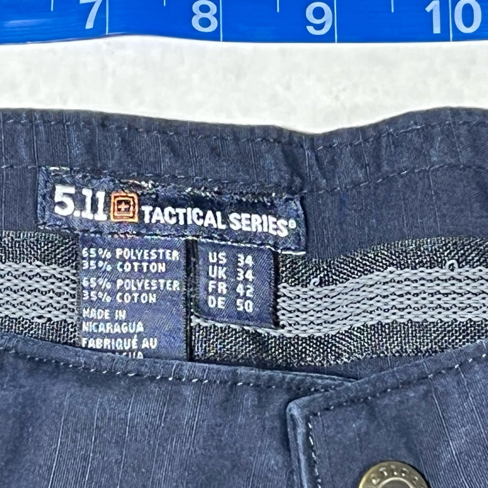 Men’s 5.11 Tactical cargo shorts size 34. - Picture 6 of 6